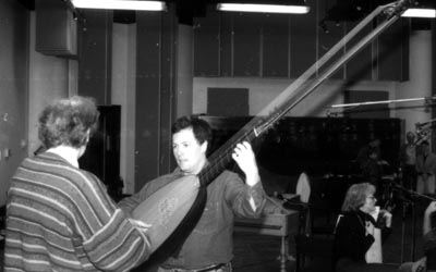 [London, England: Musician from the Guildhall String Ensemble played some rarely seen early instruments on Saint Paul Sunday Morning in October, 1990.)]