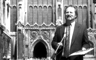 [London, England: Bill gets ready to record in front of the famous chapel in Cambridge, England.)]